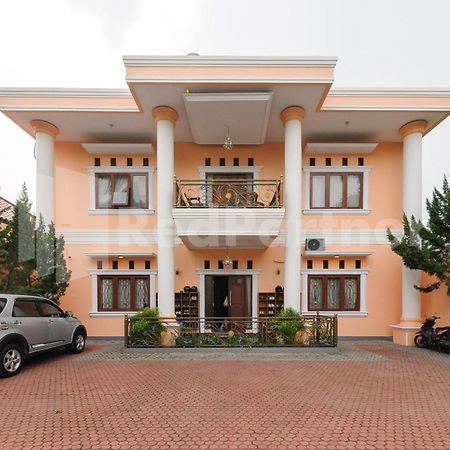 Pondok Cimanggu Syariah Mitra Reddoorz بوكور المظهر الخارجي الصورة